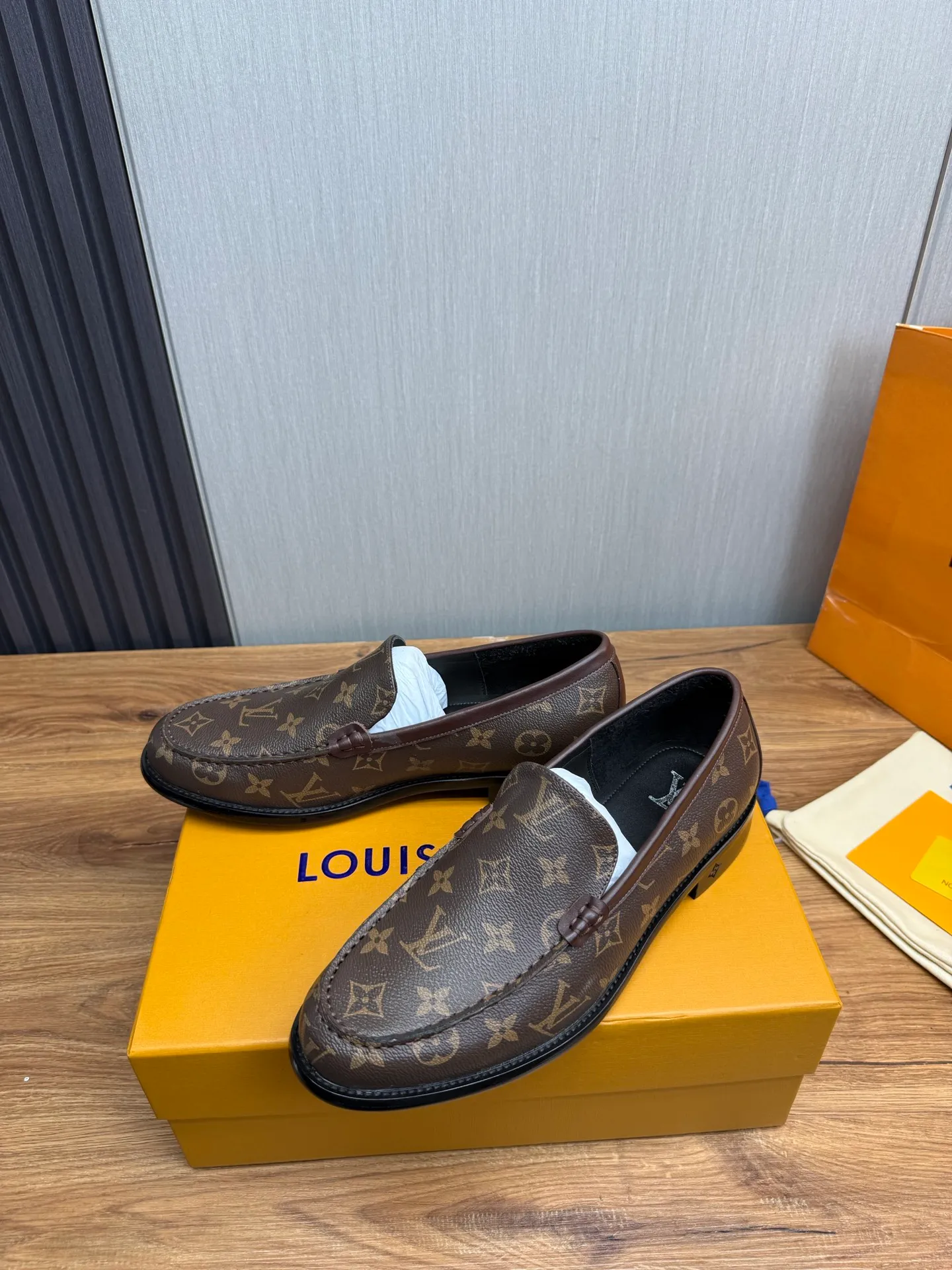 Factory 660💰 LV. Men's business casual leather shoes, all made of imported original brand leather, just to create a more comfortable wearing experience, original non-slip and wear-resistant outsole ✔️16-45 (38.45 non-returnable)